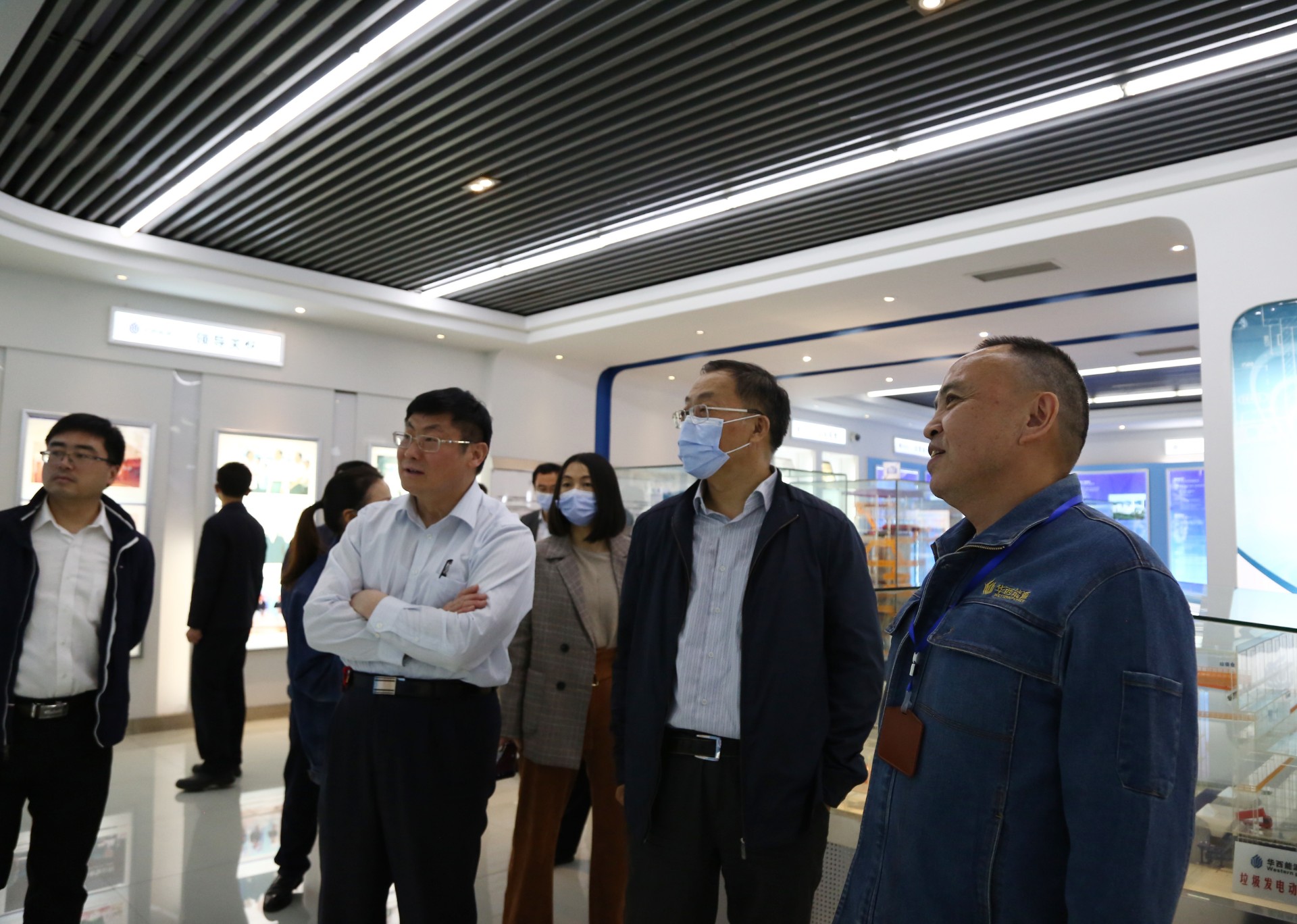 1585970763465905.jpg 1585970763465905.jpg